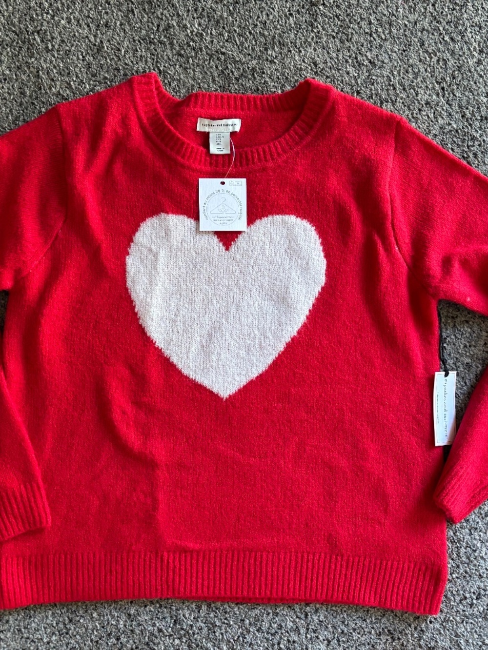 Cupcakes and cashmere red heart sweater large nwt